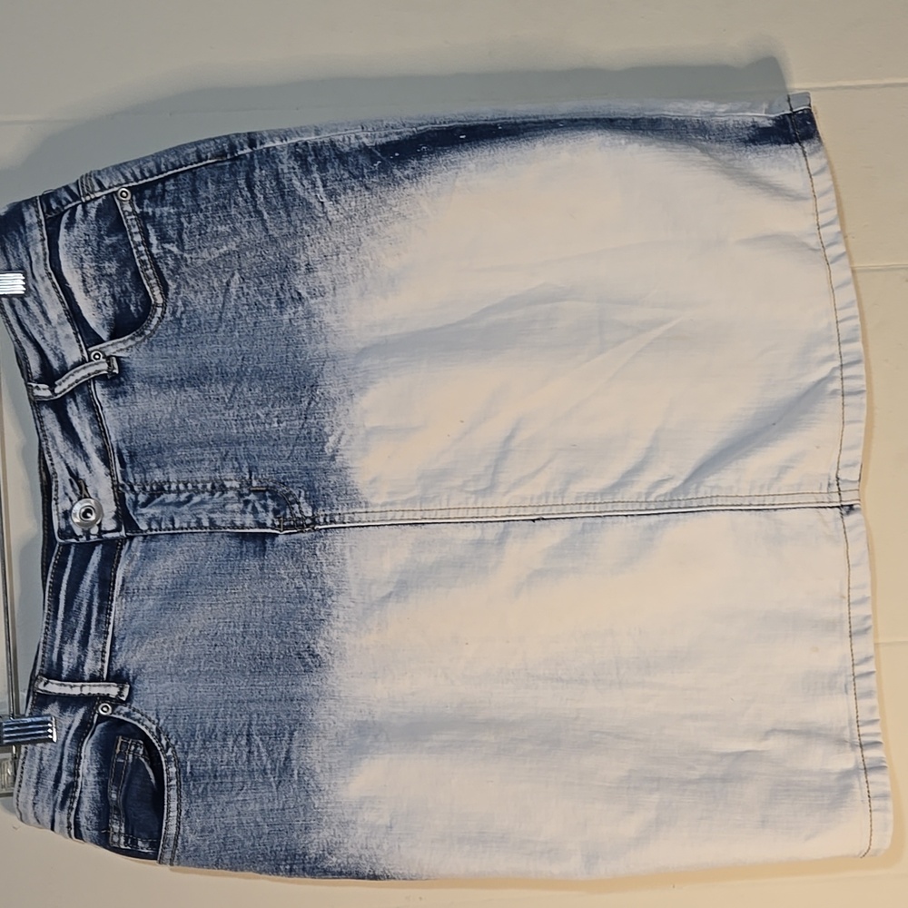 Ladies Denim Ombre Skirt Elite Jeans Size 13 Juniors